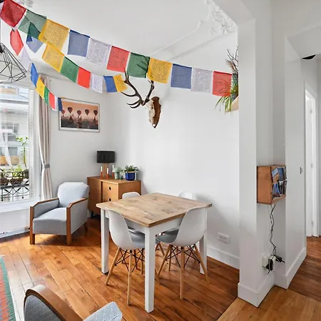 Apartment Veeve - The Colour Creative *